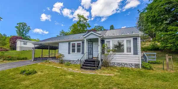 97 Tom Sparks Road