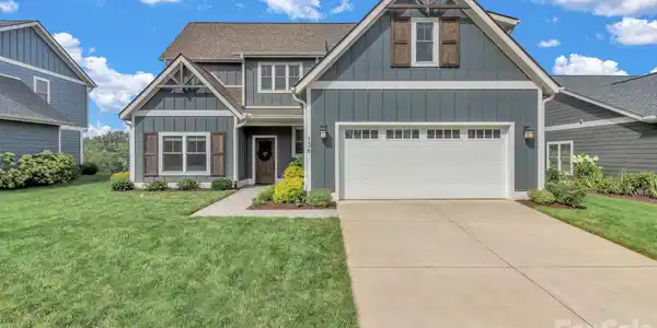 136 Ellis Lane