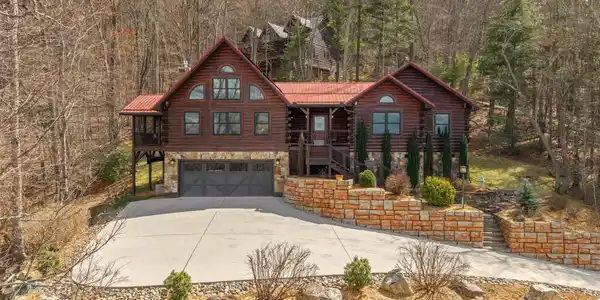 6 Tallwood Road