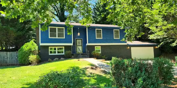 164 Bartlett Street