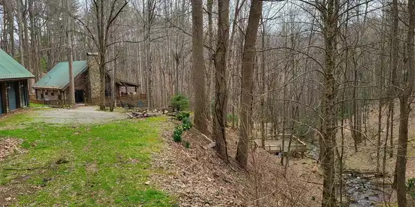 682 Rock House Road