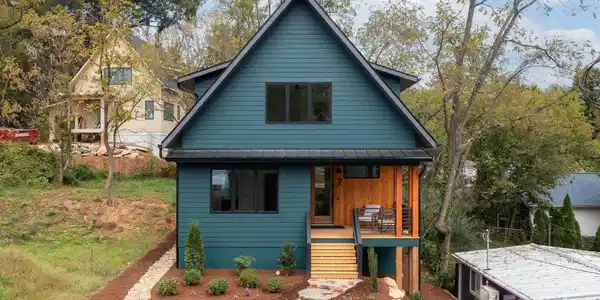 7 Montana Avenue