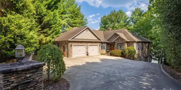 1831 Sandy Cove Drive