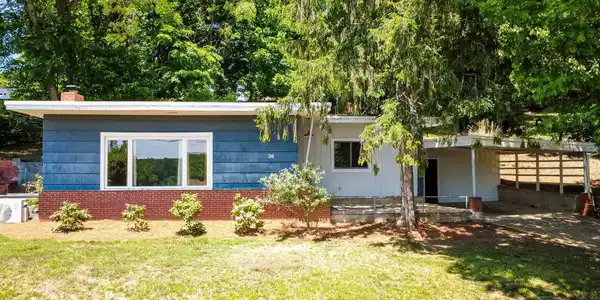 36 Robinwood Avenue