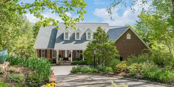 50 Hillcrest Drive