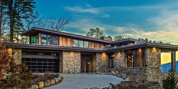 112 Moon Shadow Lane