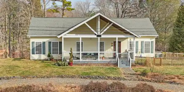 274 White Oak Circle