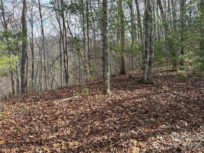 00 Round Hill Road