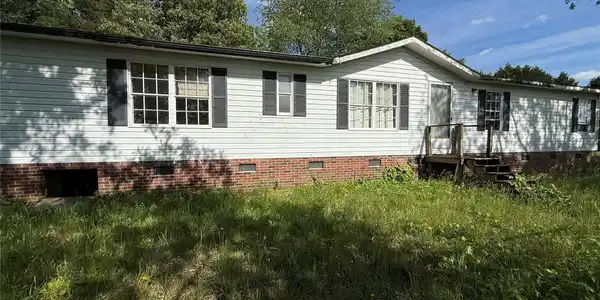 33 Honeysuckle Lane