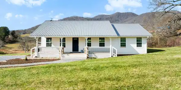 3367 Thickety Road