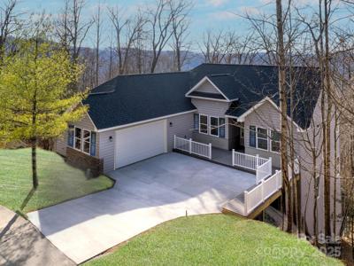 296 Carriage Summitt Way