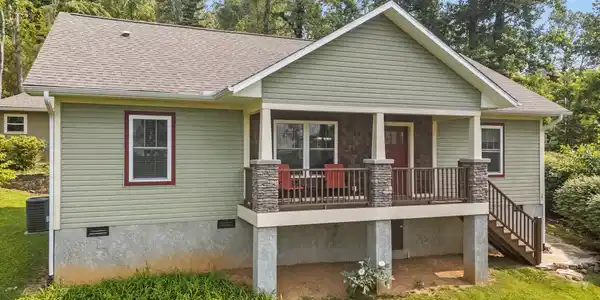17 Laurel Road