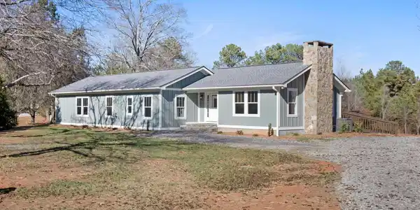 100 Gilbert Road