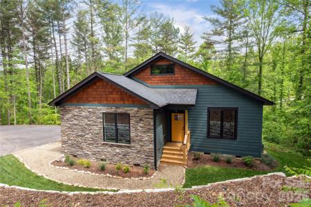 22 Deep Woods Road