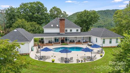 56 Fair Oaks Estate