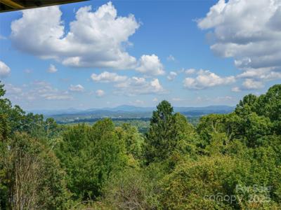 435 Upper Laurel Drive