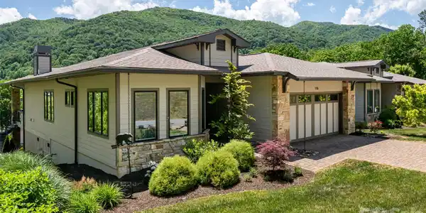 110 Plateau Drive