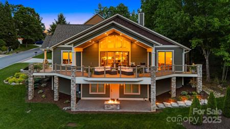 15 Ledgestone Drive