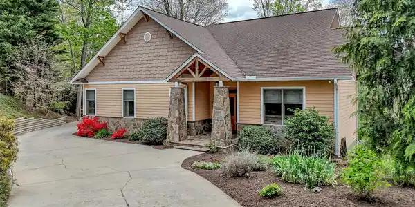48 Hoosier Court