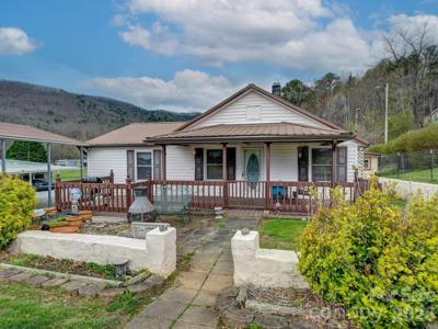 118 & 124 East Lawson Road