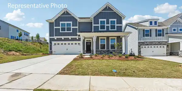 527 Mahogany Road