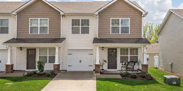 109 Whispering Way