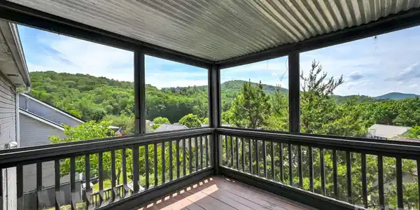 85 Rotunda Circle