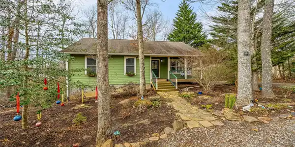 46 Walkertown Road