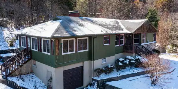 1115 Bee Tree Road