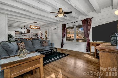 35 Creeds Cove Lane