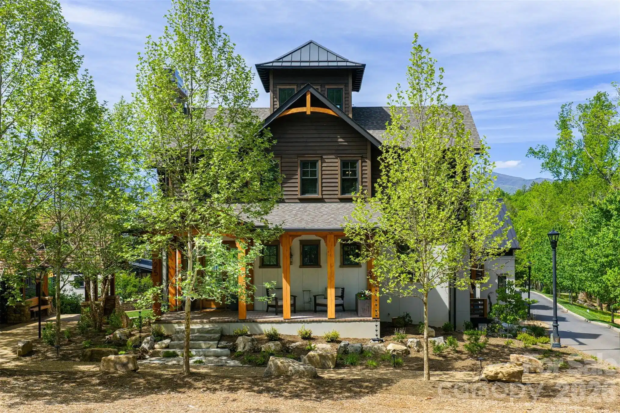 Image 1 Image 1