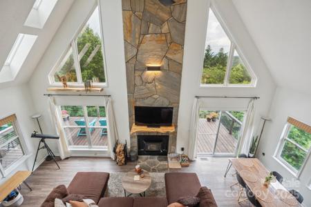 3381 Stones Throw Drive