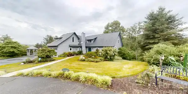 518 Forest Ridge Drive