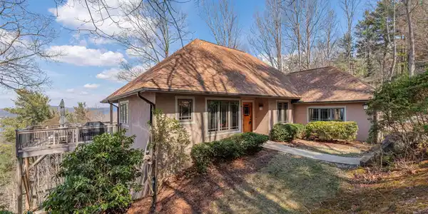 68 Crestwood Road