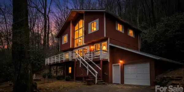 1135 S Toe River Road