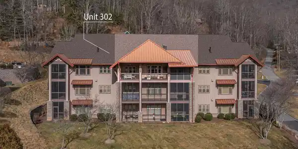 1650 Country Club Drive