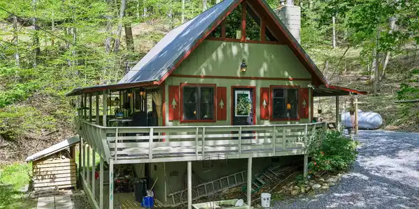 886 Three Quarter Creek Road