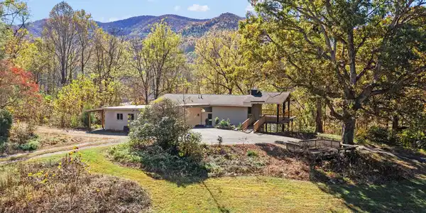 19 Old Patton Hill Road