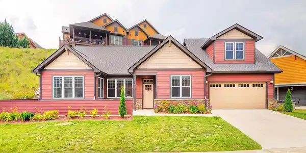 64 Creekside View Drive