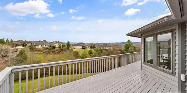24 Loridon Drive