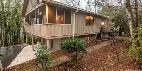 120 Breckenridge Court