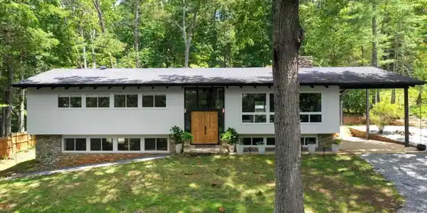 10 Munn Drive