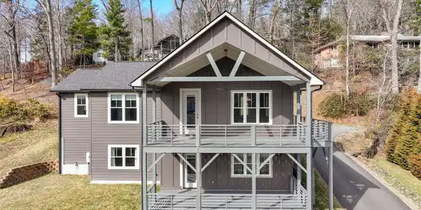 189 Greenview Drive