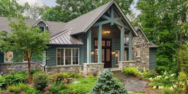 93 Pinchot Forest Drive