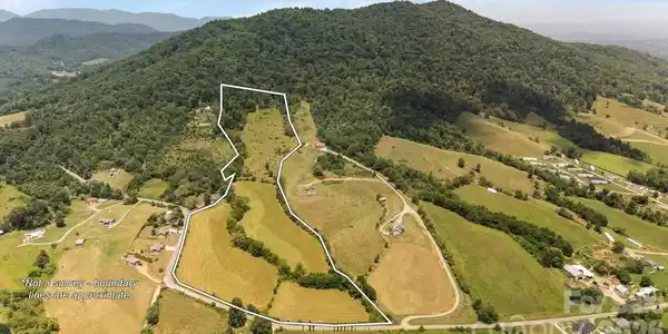 99999 Green Valley Road