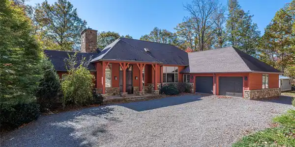 98 Flat Creek Road