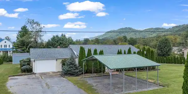 3 Quail Pointe Road