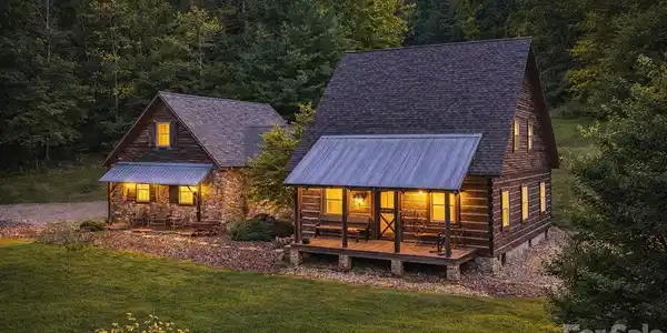 571 Fletcher Martin Road