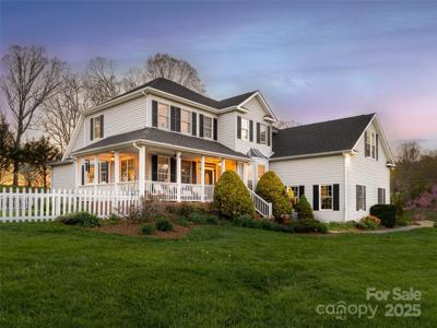 9 Meadow Glen Drive