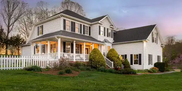 9 Meadow Glen Drive